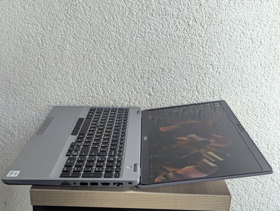 Ноутбук Б/В Dell Latitude 5510, Intel Core i5-10310U, DDR4 16 GB, SSD 512GB, 15.6" Full HD
