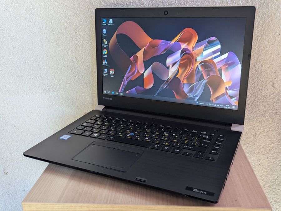 Уцінка! Ноутбук Б/В Toshiba Tecra A40-D, Intel Core i5-7300U, DDR4 8 GB, SSD 128GB, 14" HD