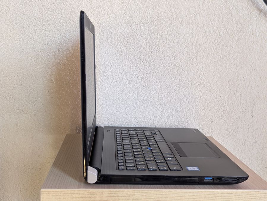 Ноутбук Б/В Toshiba Tecra A40-D, Intel Core i5-7300U, DDR4 8 GB, SSD 256GB, 14" HD