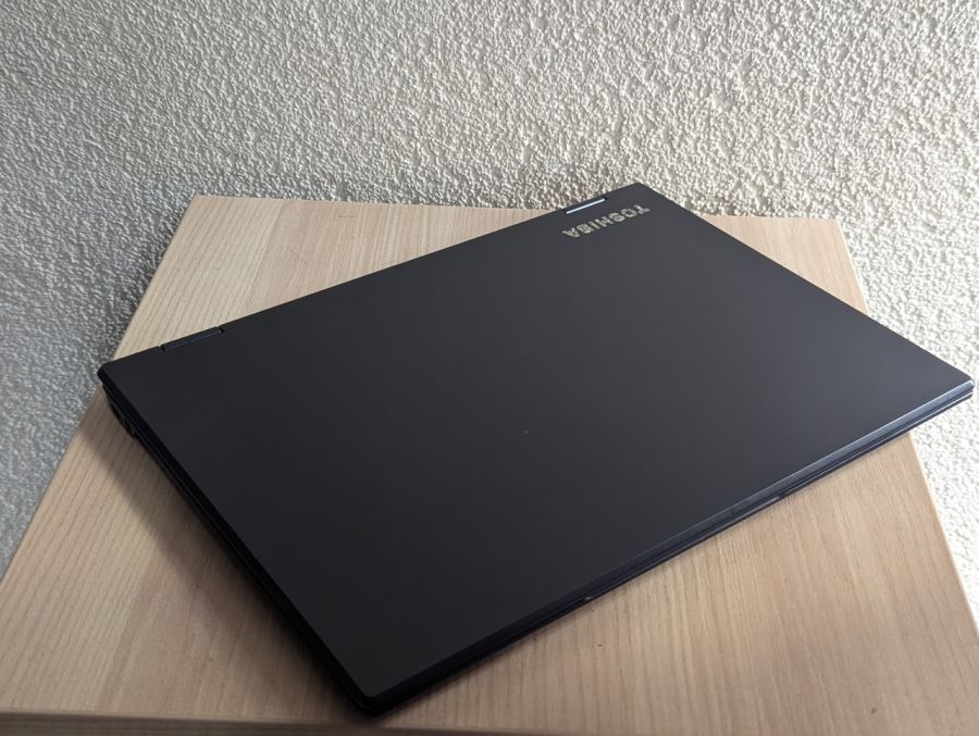 Уцінка! Ноутбук Б/В Toshiba Portege X20W-E, Intel Core i5-8350U, DDR3 16 GB, SSD 256GB, 12.5" Full HD Сенсор
