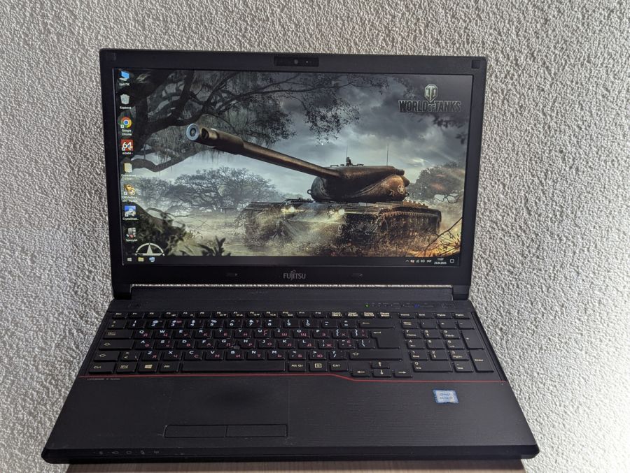 Уцінка! Ноутбук Б/В Fujitsu E556, Intel Core i7-6500U, DDR4 16 GB, SSD 360GB, 15.6" Full HD