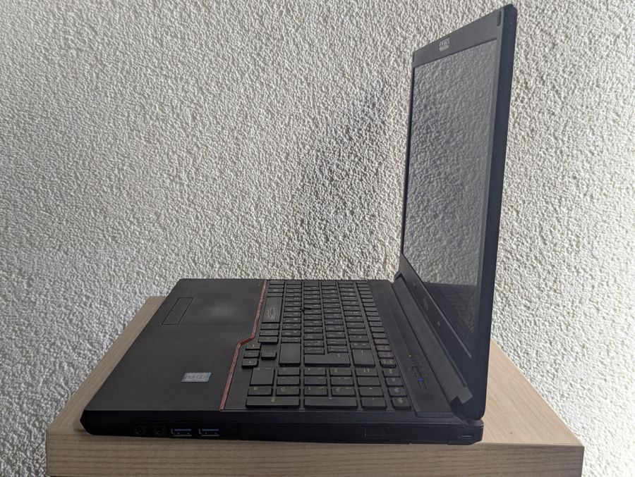 Уцінка! Ноутбук Б/В Fujitsu E556, Intel Core i7-6500U, DDR4 16 GB, SSD 360GB, 15.6" Full HD