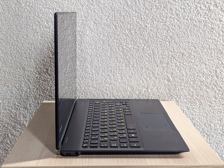 Ноутбук Б/В Toshiba Portege X20W-E, Intel Core i5-8350U, DDR3 16 GB, SSD 256GB, 12.5" Full HD Сенсор