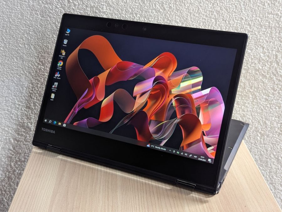 Ноутбук Б/В Toshiba Portege X20W-E, Intel Core i5-8350U, DDR3 16 GB, SSD 256GB, 12.5" Full HD Сенсор