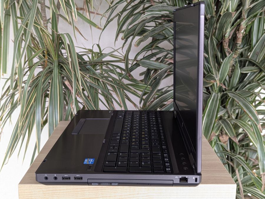 Уцінка! Ноутбук Б/В HP ProBook 6570B, Intel Core i3-3120M, DDR3 8 GB, SSD 128GB, 15.6" HD