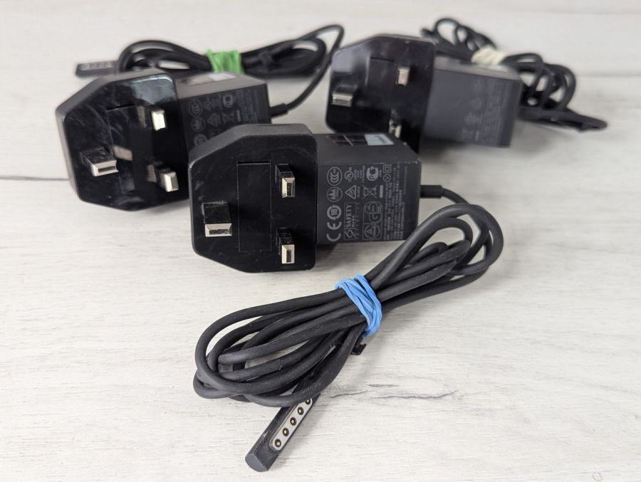 Б/В Microsoft Surface 1513: 24w 12V 5 pin