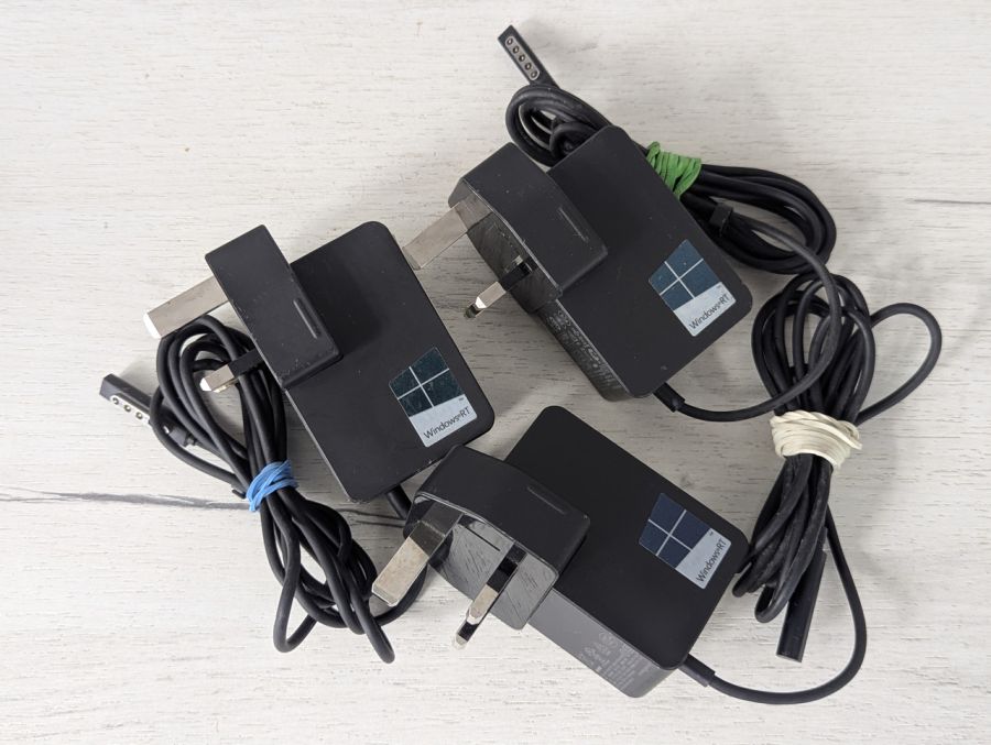 Б/В Microsoft Surface 1513: 24w 12V 5 pin
