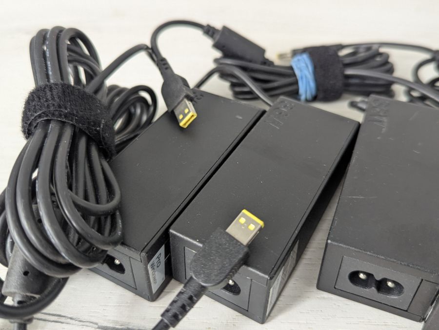 Б/В Lenovo Square pin: 36W 12V 3A