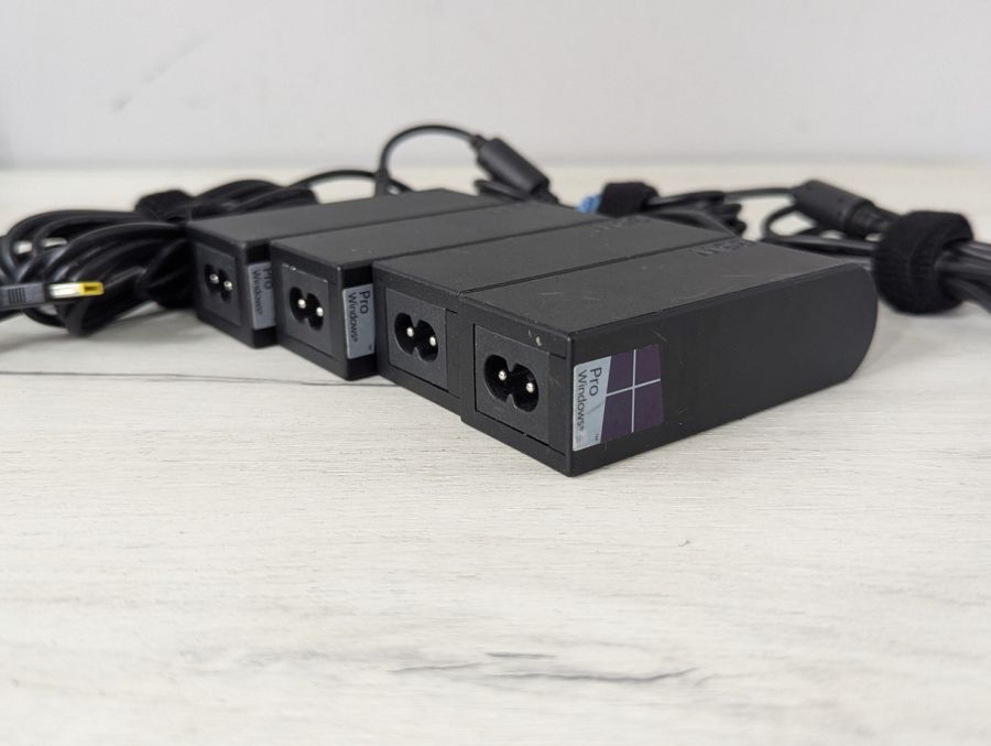 Б/В Lenovo Square pin: 36W 12V 3A