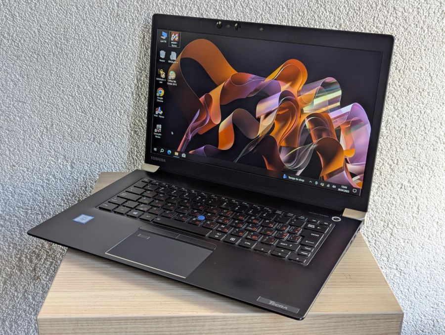 Ноутбук Б/В Toshiba Tecra X40-E, Intel Core i5-8350U, DDR4 16 GB, SSD 128GB, 14" Full HD Сенсор
