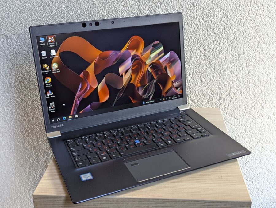 Ноутбук Б/В Toshiba Tecra X40-E, Intel Core i5-8350U, DDR4 16 GB, SSD 128GB, 14" Full HD Сенсор