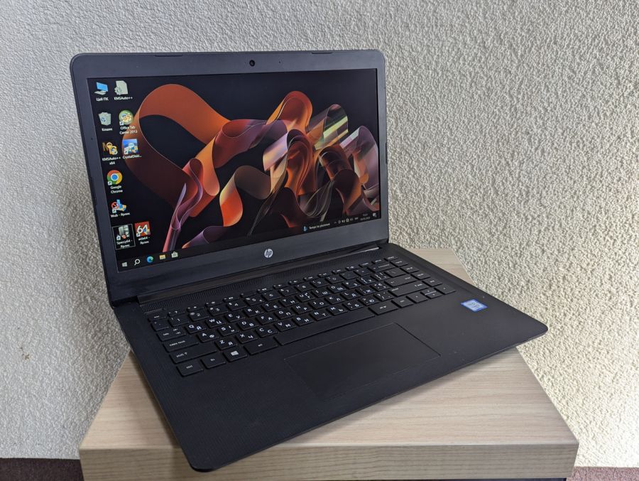 Уцінка! Ноутбук Б/В HP Laptop 14, Intel Core i3-6006U, DDR4 8 GB, SSD 128GB, 14" Full HD