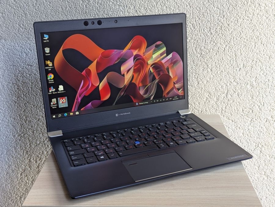 Ноутбук Б/В Dynabook Portege X30-F, Intel Core i7-8665U, DDR4 16 GB, SSD 256GB, 13" Full HD