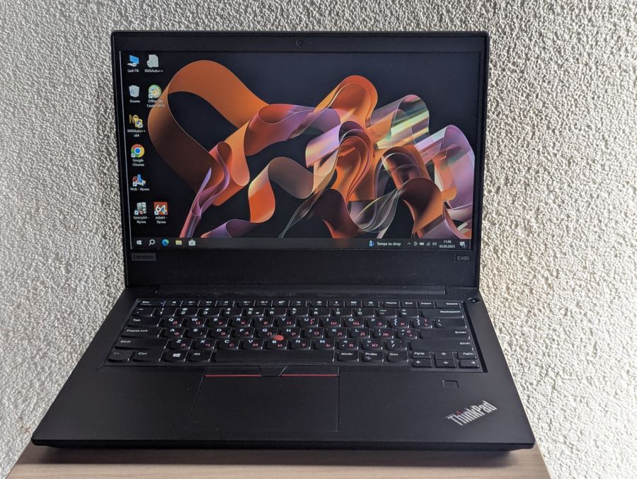 Уцінка! Ноутбук Б/В Lenovo ThinkPad E490, Intel Core i5-8265U, DDR4 8 GB, SSD 128GB, 14" Full HD