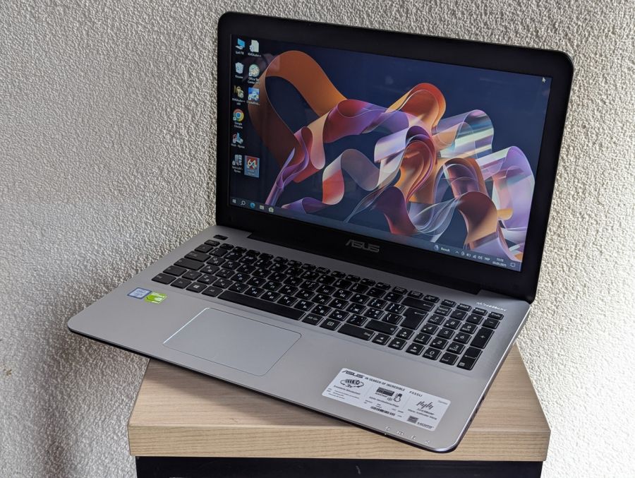 Ноутбук Б/В ASUS F555U, Intel Core i5-6200U, DDR3 12 GB, SSD 256GB, NVIDIA GeForce 920M 2Gb, 15.6"