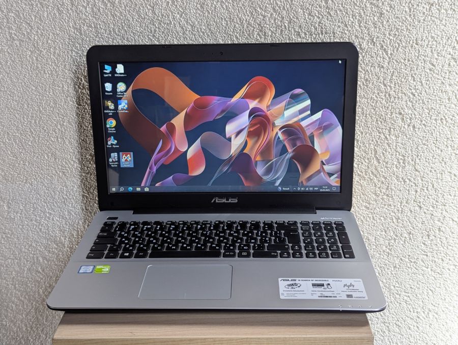 Ноутбук Б/В ASUS F555U, Intel Core i5-6200U, DDR3 12 GB, SSD 256GB, NVIDIA GeForce 920M 2Gb, 15.6"