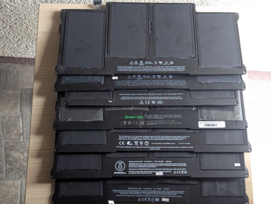 Б/В Акумулятор Apple A1496 [ProductHub SKU A1496]