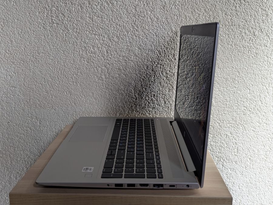 Уцінка! Ноутбук Б/В HP ProBook 450 G7, Intel Core i5, DDR4 16 GB, SSD 128GB + HDD 500GB, 15.6" Full HD