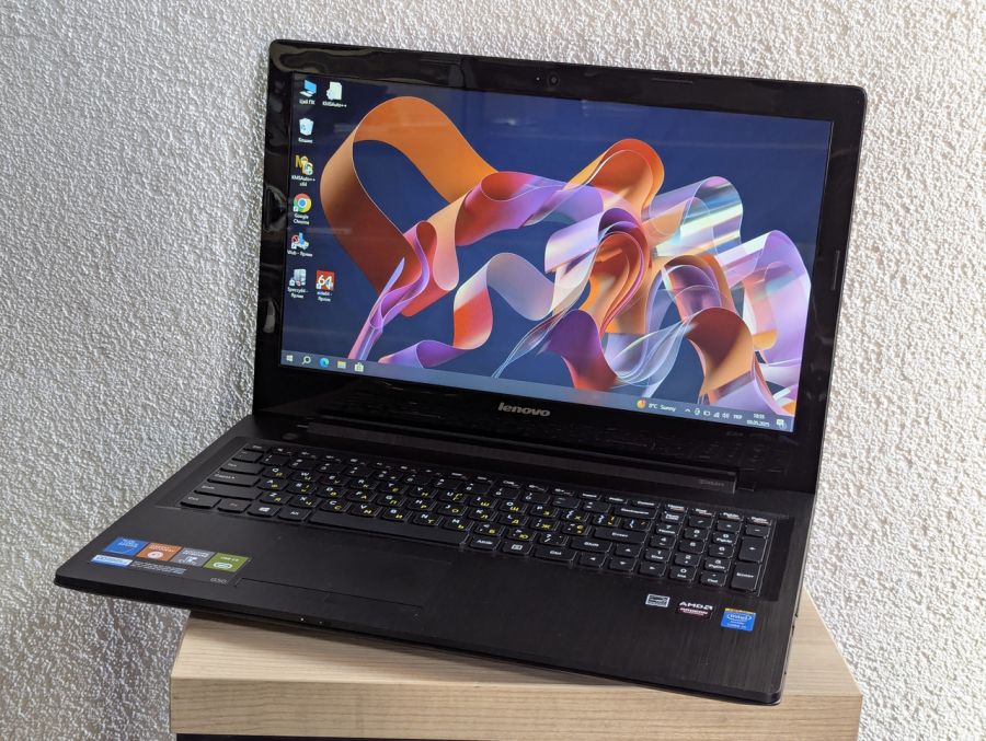 Ноутбук Б/В Lenovo G50-70, Intel Core i5-4200U, DDR3 8GB, SSD 256GB, AMD Radeon HD 8500M 2GB, 15.6" HD