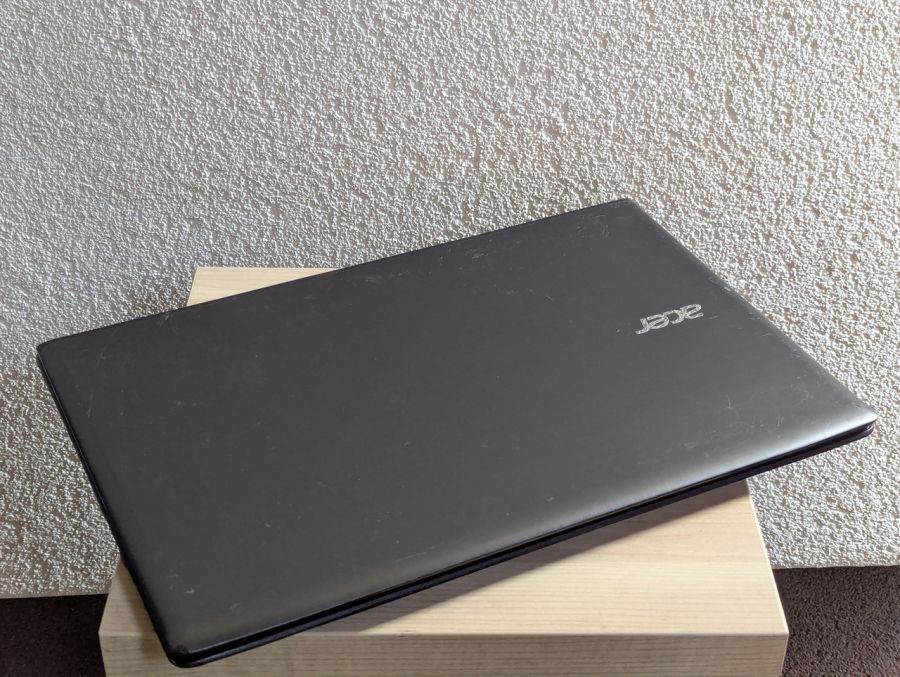 Уцінка! Ноутбук Б/В Acer Aspire E5-774, Intel Core i5-7200U, DDR4 8 GB, SSD 128GB + HDD 1TB, HD