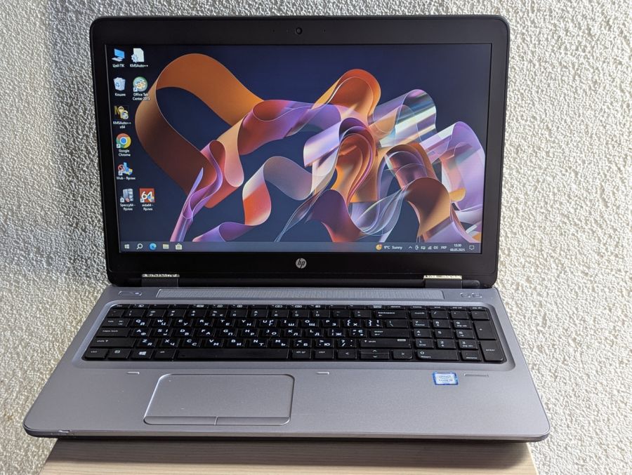 Уцінка! Ноутбук Б/В HP ProBook 650 G2, Intel Core i3-6100U, DDR4 8 GB, SSD 256GB, 15.6" HD