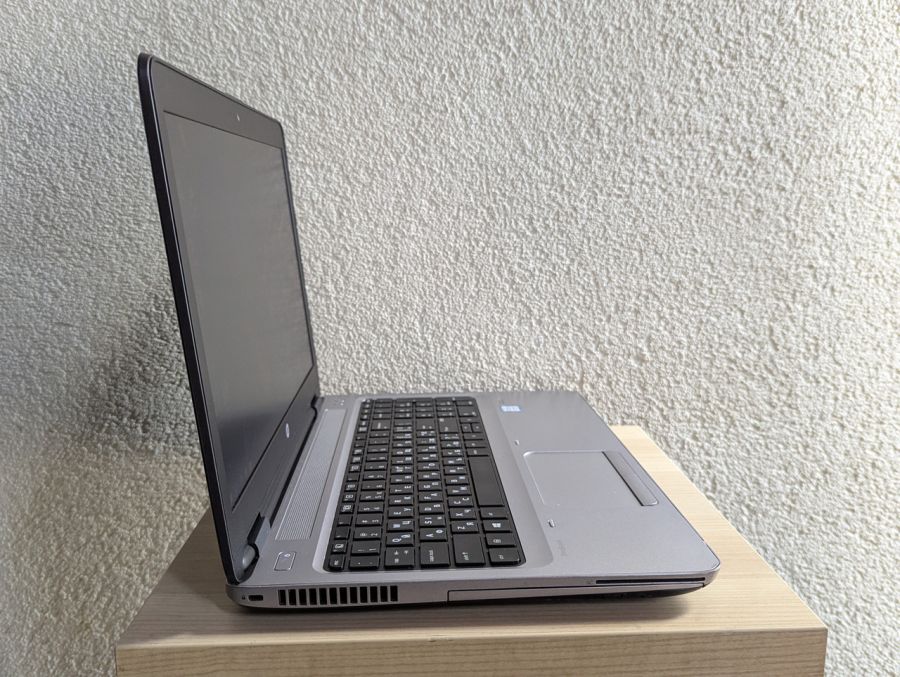 Уцінка! Ноутбук Б/В HP ProBook 650 G2, Intel Core i3-6100U, DDR4 8 GB, SSD 256GB, 15.6" HD