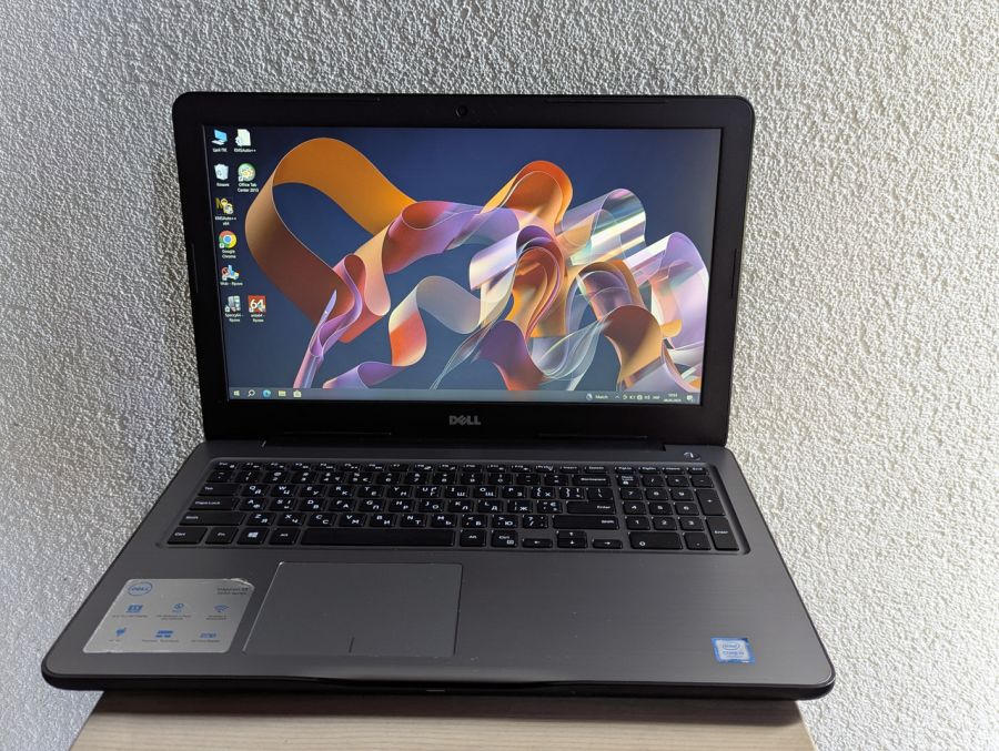 Уцінка! Ноутбук Б/В Dell Inspiron 5567, Intel Core i5-7200U, DDR4 8 GB, SSD 128GB, 15.6" Full HD