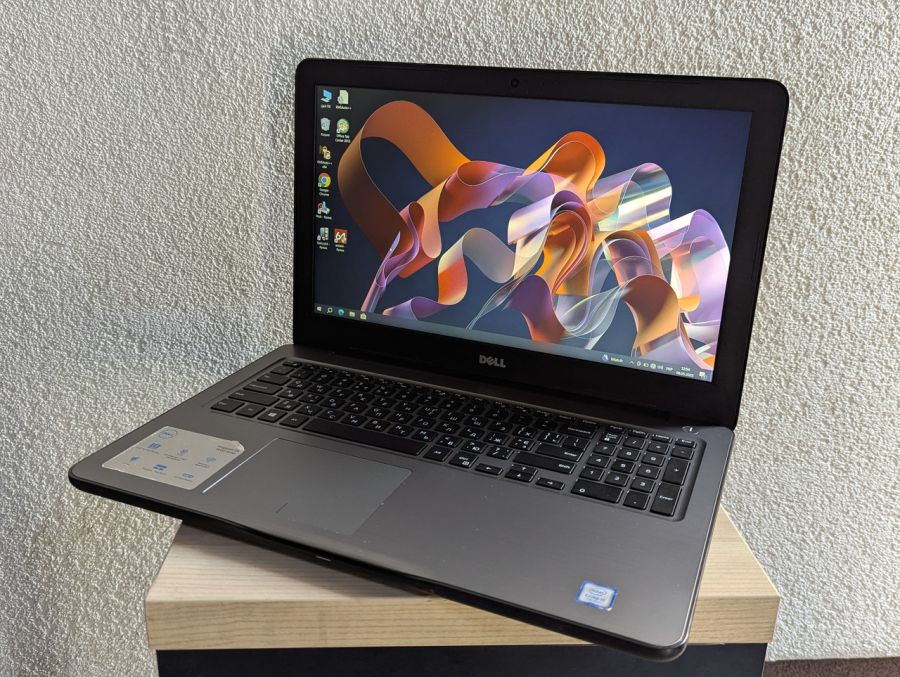 Уцінка! Ноутбук Б/В Dell Inspiron 5567, Intel Core i5-7200U, DDR4 8 GB, SSD 128GB, 15.6" Full HD