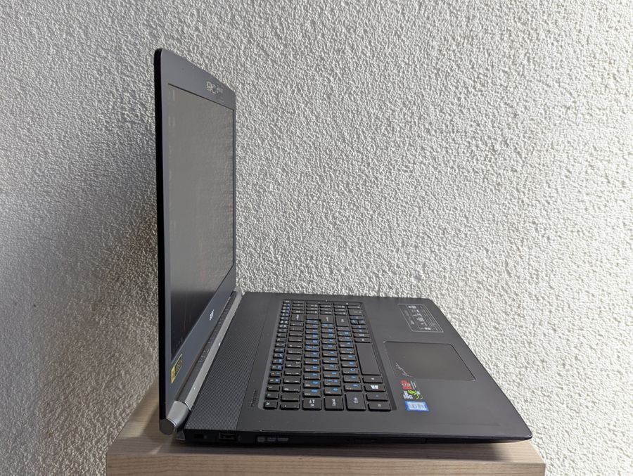 Уцінка! Ноутбук Б/В Acer Aspire VN7-792G, Intel Core i5-6300HQ, DDR4 16 GB, SSD 512GB, GTX 960M 4Gb, 17" Full HD