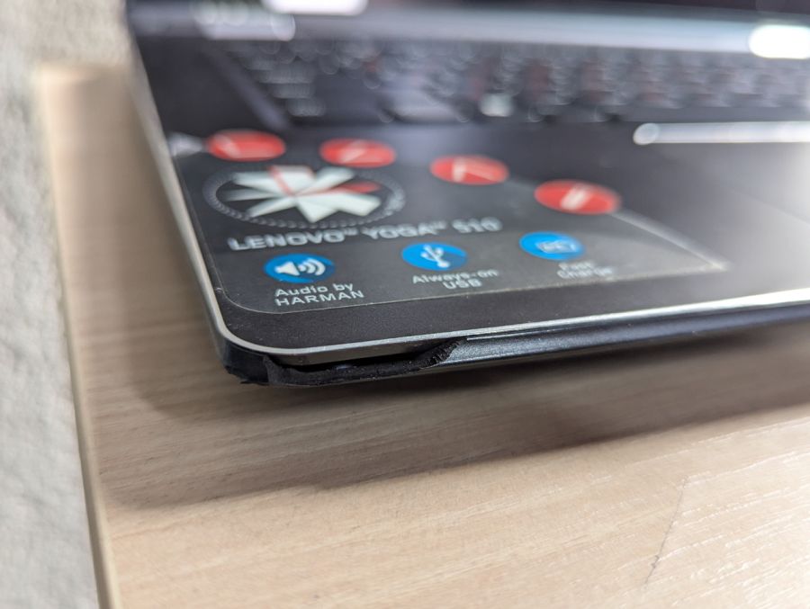 Уцінка! Ноутбук Б/В Lenovo Yoga 510, Intel Core i3-6006U, DDR4 8 GB, SSD 128GB, 14" Full HD Сенсор