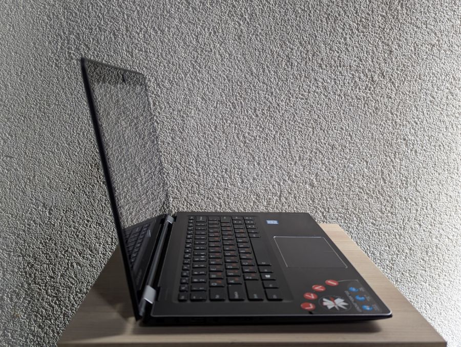 Уцінка! Ноутбук Б/В Lenovo Yoga 510, Intel Core i3-6006U, DDR4 8 GB, SSD 128GB, 14" Full HD Сенсор