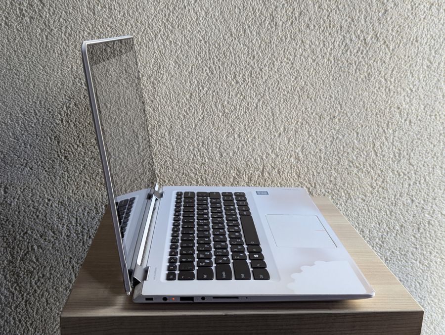 Уцінка! Ноутбук Б/В Lenovo Yoga 510, Intel Core i3-6100U, DDR4 8 GB, SSD 128GB, 14" Full HD Сенсор
