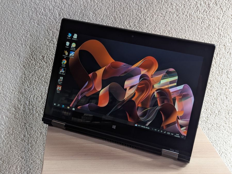 Уцінка! Ноутбук Б/В Lenovo Yoga 260, Intel Core i5-6300U, DDR4 8 GB, SSD 128GB, 12" Full HD Сенсор