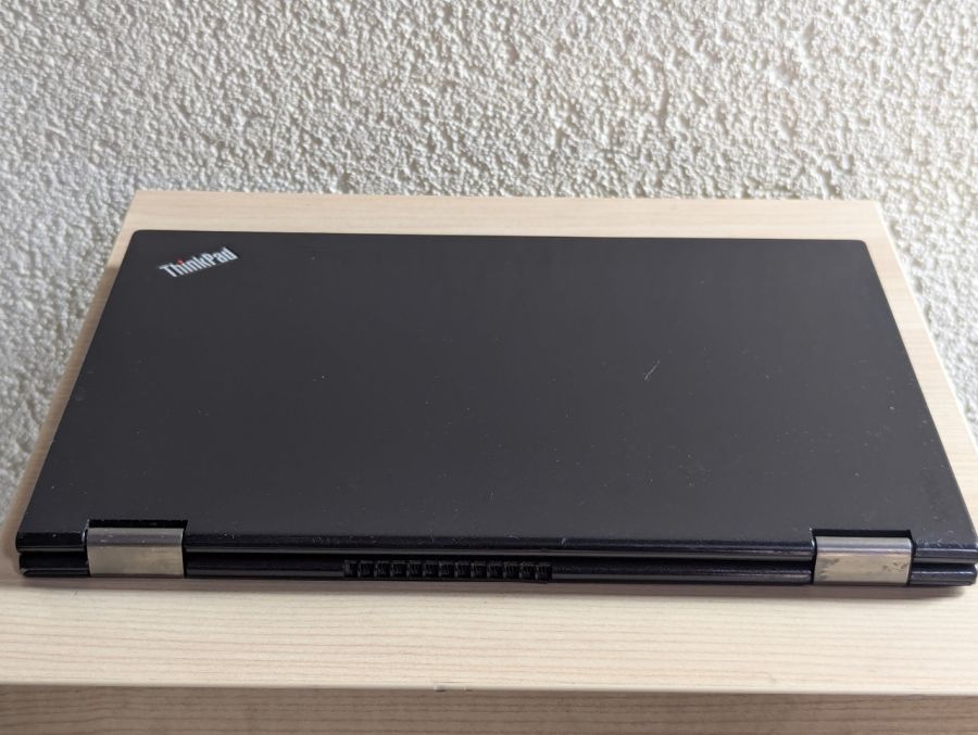 Уцінка! Ноутбук Б/В Lenovo Yoga 260, Intel Core i5-6300U, DDR4 8 GB, SSD 128GB, 12" Full HD Сенсор