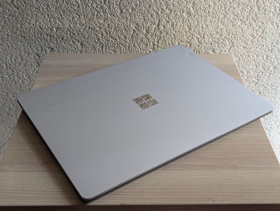 Уцінка! Ноутбук Б/В Microsoft Surface Laptop 2, Intel Core i5-8350U, DDR4 8 GB, SSD 256GB, 14" Full HD Сенсор