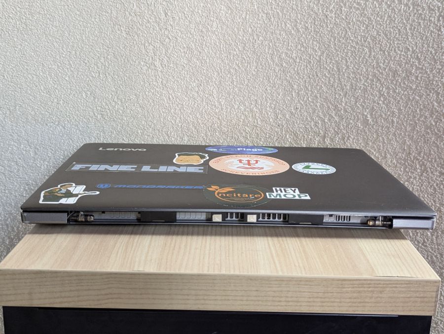 Уцінка! Ноутбук Б/В Lenovo IdeaPad 520-15IKB, Intel Core i5-7200U, DDR4 8 GB, SSD 128GB + SSD 1TB, 15.6" Full HD