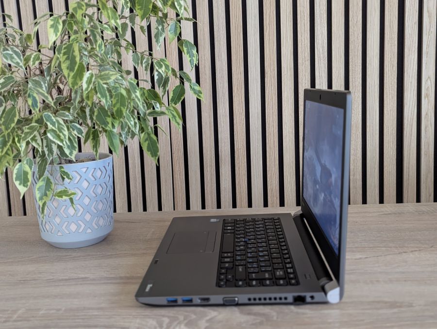 Ноутбук Б/В Toshiba Tecra A40-C, Intel Core i5-6300U, DDR3 8 GB, SSD 128GB, 14" HD