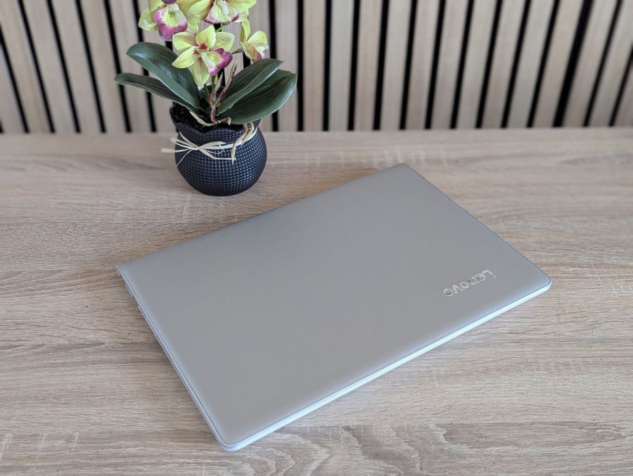Ноутбук Б/В Lenovo IdeaPad 510S-14ISK, Intel Core i3-6100U, DDR4 8 GB, SSD 128GB, 14" Full HD