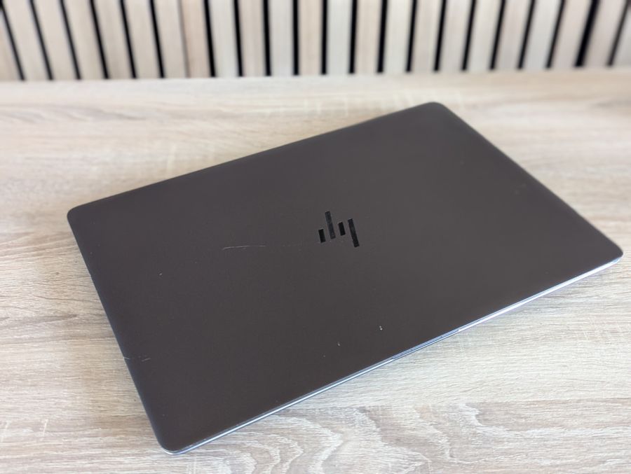 Уцінка! Ноутбук Б/В HP ZBook Studio G4, Intel Core i7-7700HQ, DDR4 16 GB, SSD 256GB, NVIDIA Quadro P1200 4Gb, 15.6" Full HD