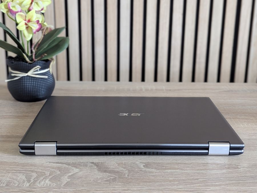 Ноутбук Б/В Acer Spin SP314-51, Intel Core i5-8250U, DDR4 8 GB, SSD 128GB, 14" Full HD Сенсор