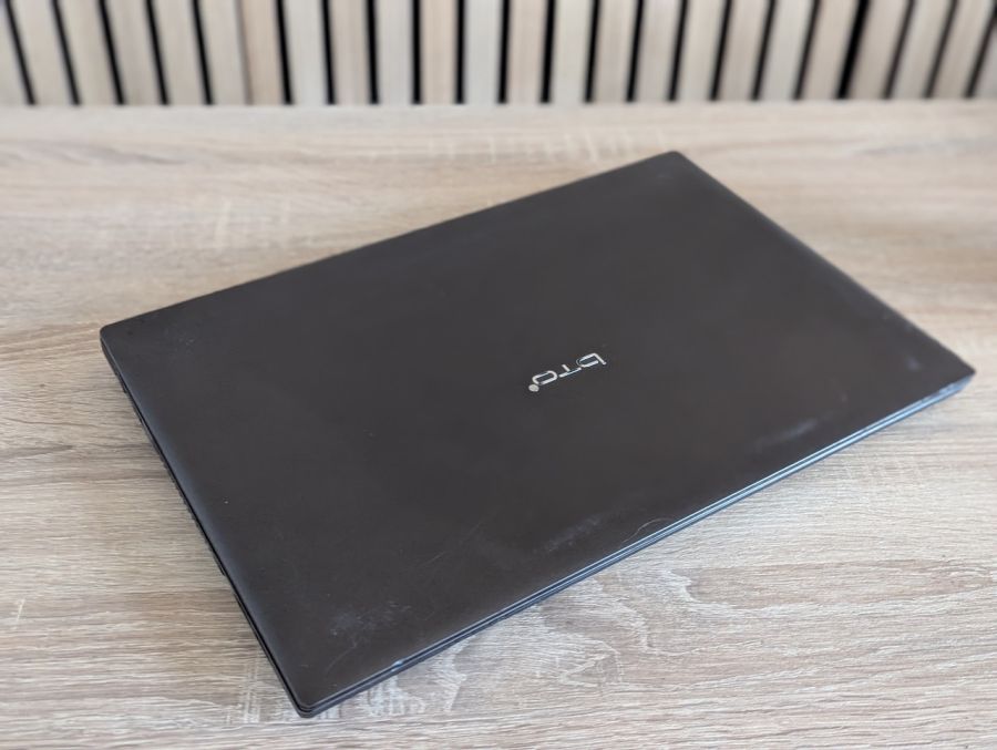 Уцінка! Ноутбук Б/В Clevo W54/55SU1, Intel Core i7-4712MQ, DDR3 8 GB, SSD 128GB, 15.6" Full HD