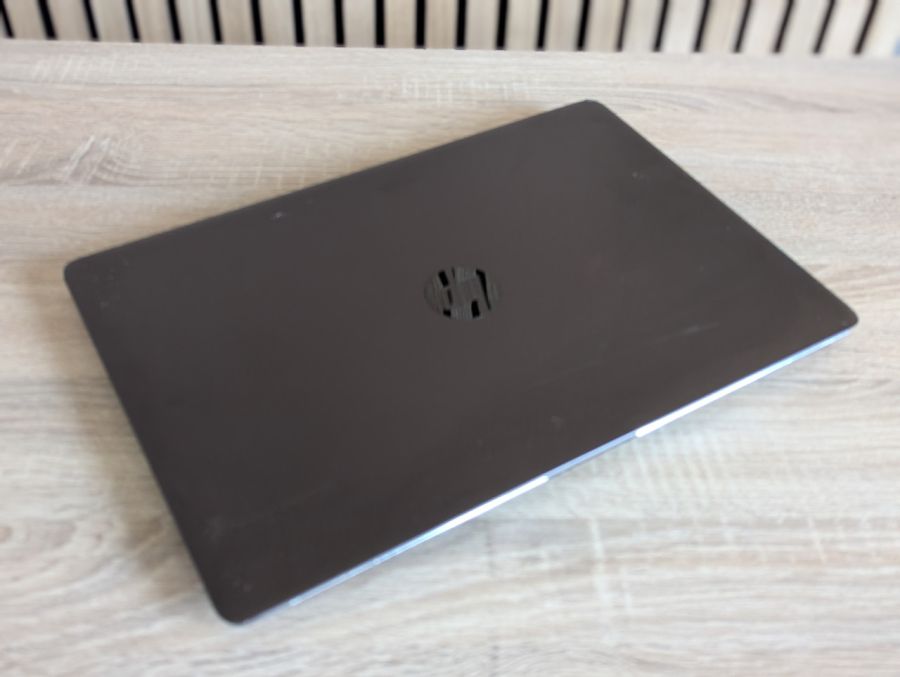 Ноутбук Б/В HP ZBook Studio G3, Intel Core i7-6700HQ, DDR4, SSD 256GB, NVIDIA Quadro M1000M, 15.6" Full HD