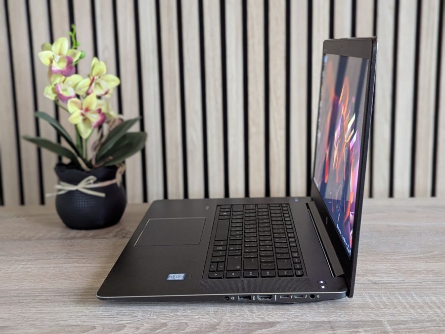 Ноутбук Б/В HP ZBook Studio G3, Intel Core i7-6700HQ, DDR4, SSD 256GB, NVIDIA Quadro M1000M, 15.6" Full HD