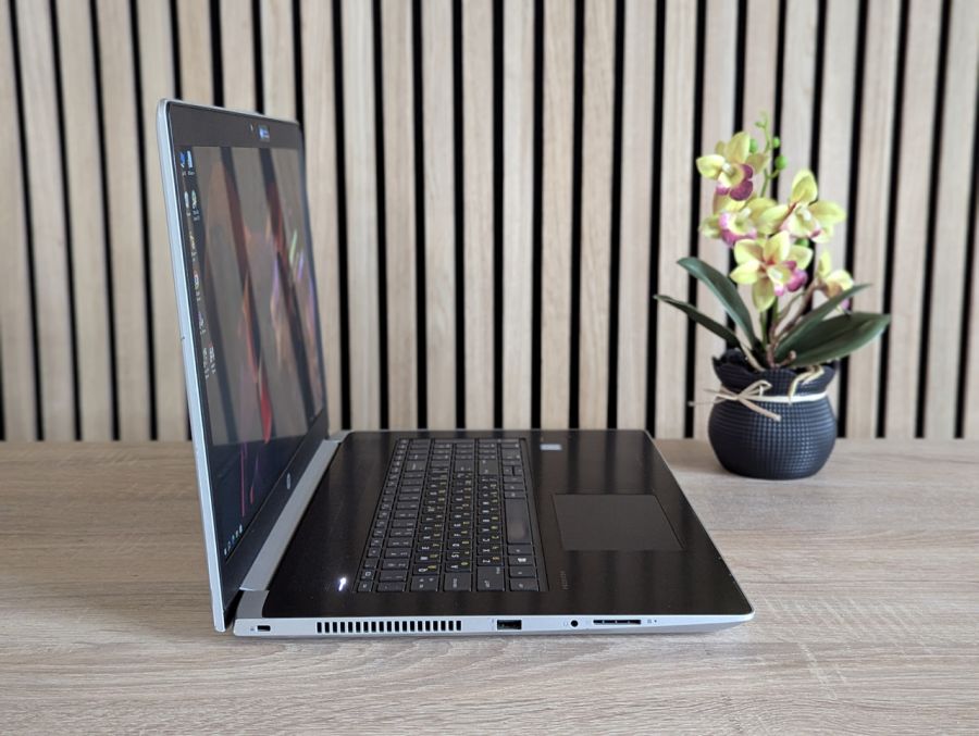 Ноутбук Б/В HP ProBook 470 G4, Intel Core i5-7200U, DDR4 16 GB, SSD 256GB + HDD 500GB, NVIDIA GeForce 930MX 2Gb, 17" Full HD