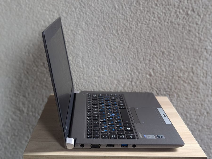 Уцінка! Ноутбук Б/В Toshiba Portege Z30-B, Intel Core i5-5300U, DDR3 8 GB, SSD 128GB, 13.3" HD