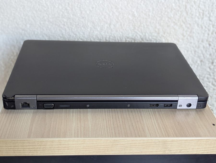 Уцінка! Ноутбук Б/В Dell Latitude E5470, Intel Core i5-6300U, DDR4 8 GB, SSD 180GB, 14" HD