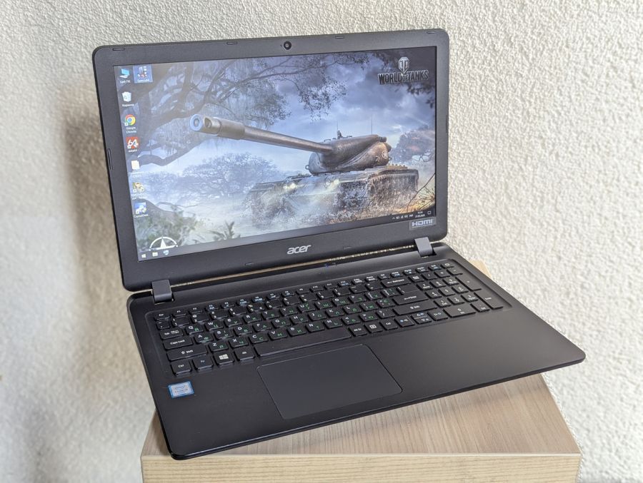 Ноутбук Б/В Acer Extensa 2540, Intel Core i3-6006U, DDR3 8 GB, SSD 128GB, 15.6" Full HD (1920x1080)