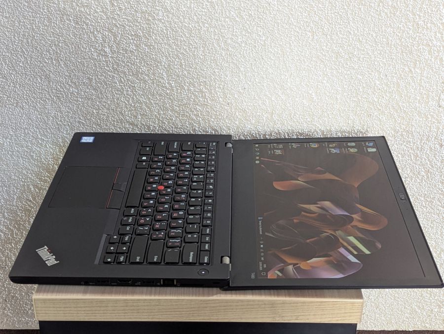 Ноутбук Б/В Lenovo ThinkPad T480, Intel Core i5-8350U, DDR4 8 GB, SSD 128GB, 14" Full HD Сенсор