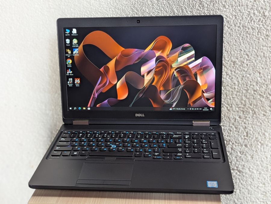 Ноутбук Б/В Dell Latitude 5580, Intel Core i5-6440HQ, DDR4 8GB, SSD 128GB, 15.6" Full HD