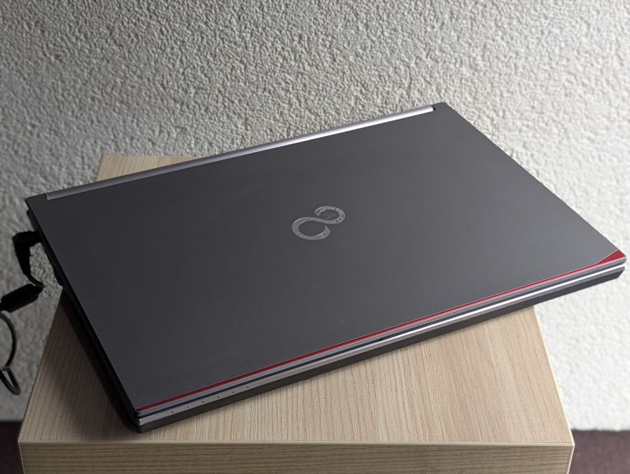 Уцінка! Ноутбук Б/В Fufitsu H730, Intel Core i7-4810QM, DDR3 24 GB, SSD 256GB, NVIDIA Quadro K510M 1Gb, 15.6" Full HD